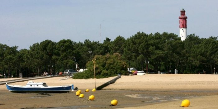 Niña de 12 años murió en pleno rodaje de programa francés: Cayó desde faro