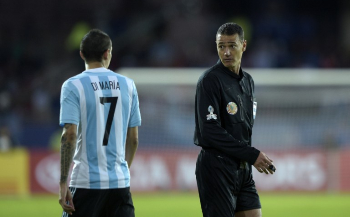 Árbitro colombiano dirigirá la final de Copa América entre Chile y Argentina