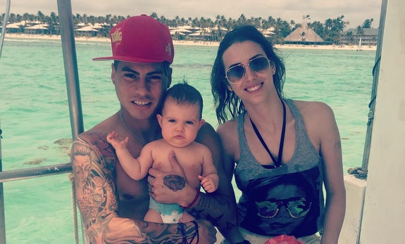 La polola de Eduardo Vargas se encuentra hospitalizada : Contrajo una infección