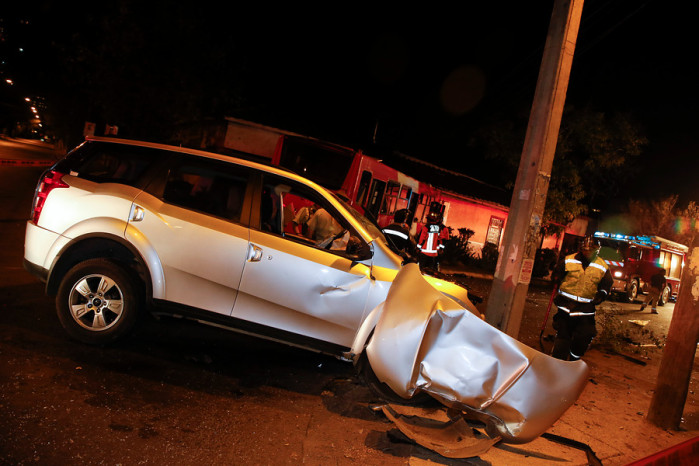 Hombre fue detenido por conducir y chocar borracho: Culpó al perro