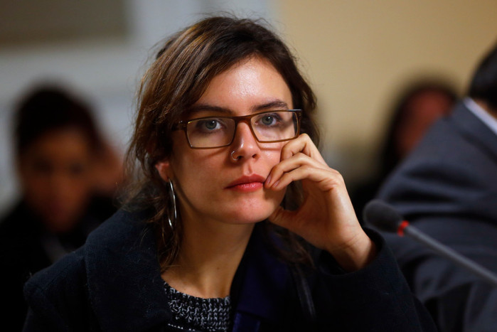 Camila Vallejo fue rostro de inusual concurso de belleza en Argentina