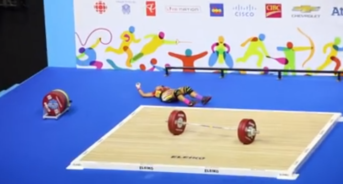 Toronto 2015: Pesista ecuatoriana se desmayó y convulsionó en plena prueba