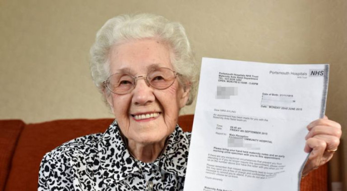 Insólita sorpresa de abuelita de 99 años: Hospital la notificó de embarazo