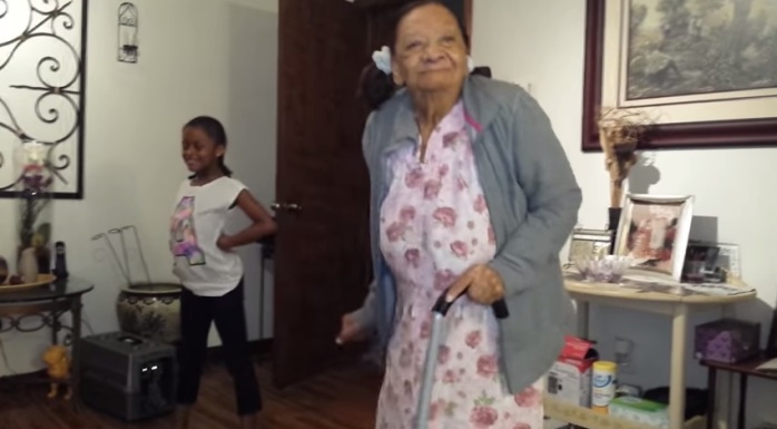 Video de abuela 