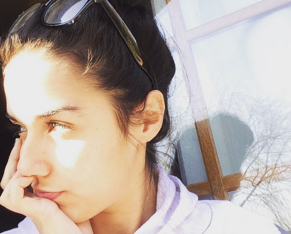 ¿Picada? Steffi Méndez compara su vientre con el de su hermano: él no necesita gimnasio