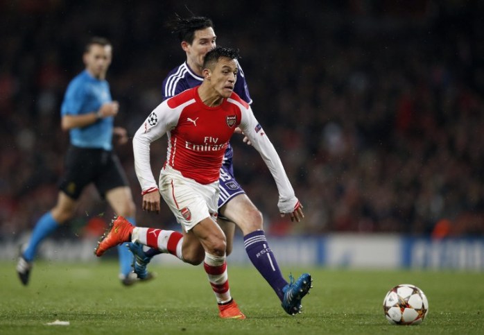 Infartantes duelos entre chilenos dejó el sorteo de la Champions 2015-16