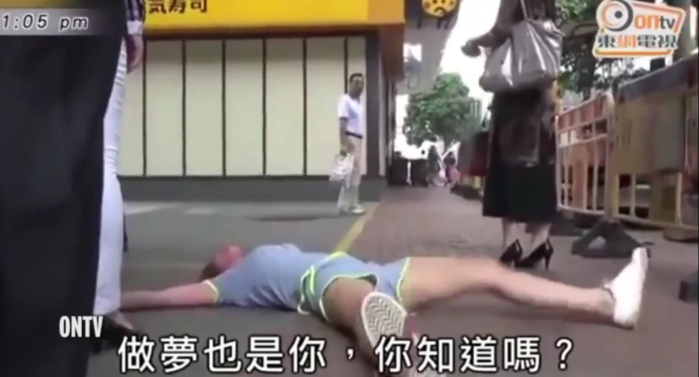 La brutal reacción de joven china tras ser dejada por su novio por teléfono