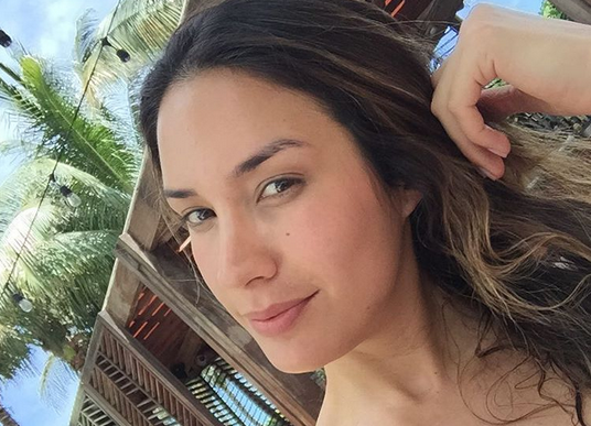 Vane Borghi deslumbra con sexy foto posando en lencería cargada a la transparencia