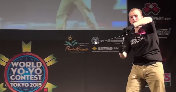 Presentación que coronó a campeón mundial de Yo-Yo 2015 se vuelve viral en Internet