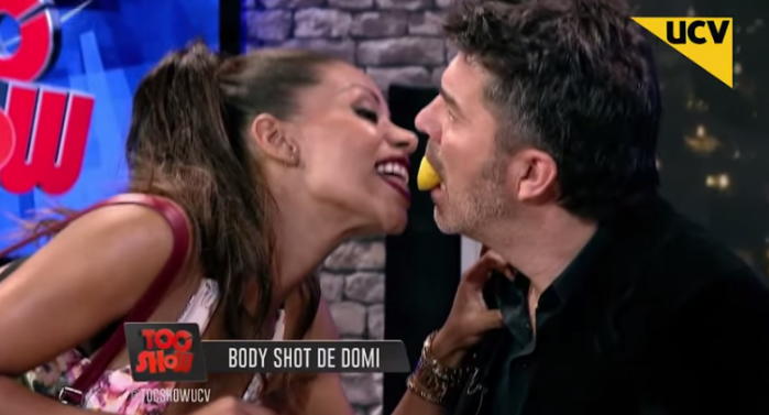 Pollo Valdivia y ex “Generaciones Cruzadas” protagonizan candente escena en Toc Show