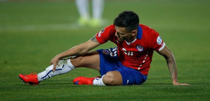 Confirman compleja lesión de Charles Aránguiz: No jugará lo que resta de año