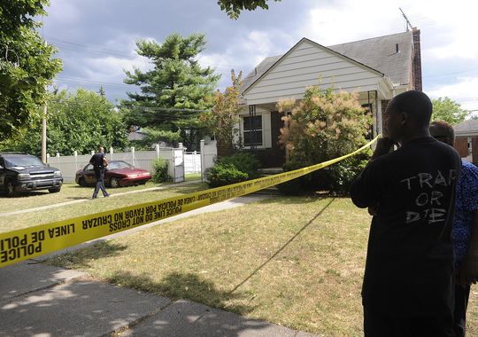 Menor de 11 años disparó por accidente a niño de 3 en Detroit: No sobrevivió