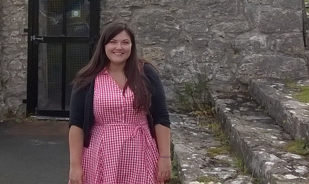 Un hombre la trató de 