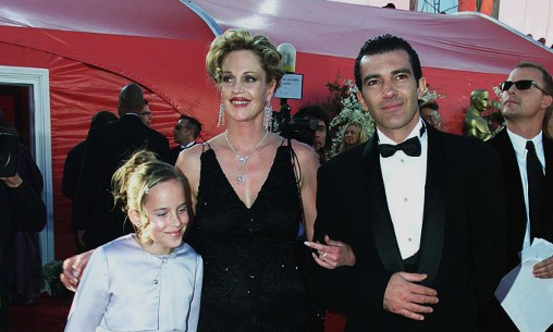 ¡Hija de famosos! La guapa retoña de Antonio Banderas que cumplió 19 años