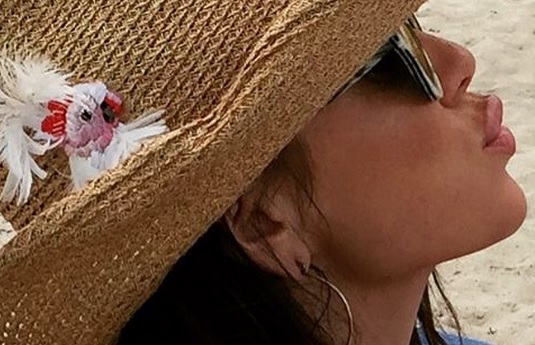 Despampanante farandulera es nueva víctima de filtración de fotos eróticas