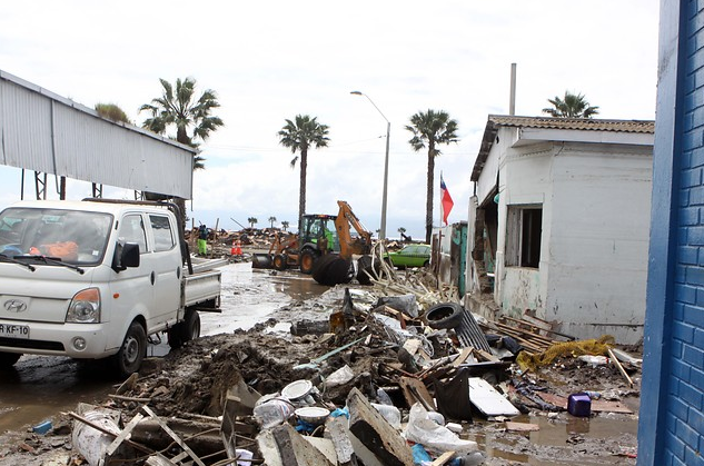 Hallan con vida a uno de los desaparecidos del terremoto de Coquimbo