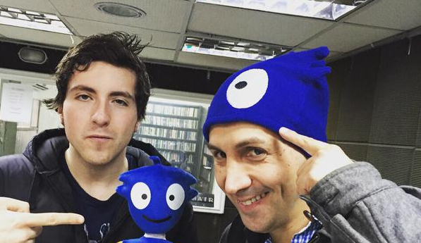 Sebastián Badilla olvida polémica y se reúne con importante actor de Hollywood