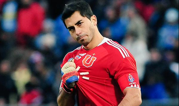 Las egocéntricas declaraciones de Johnny Herrera sobre su jerarquía en el arco nacional