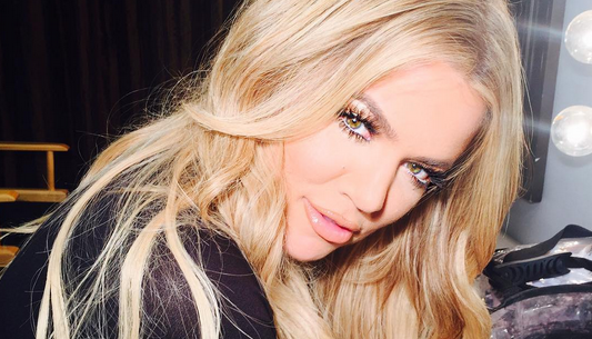 Hermana menor de Kim Kardashian arrasó con su mínima cintura en Instagram