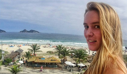 Kika Silva hizo patria en Brasil este “18” y se lució exhibiendo sus curvas