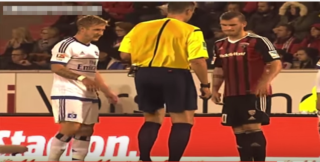 La insólita medida de un árbitro que no tenía moneda para hacer el sorteo