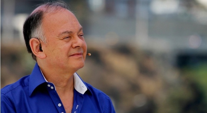 Ítalo Passalacqua deja de hacer su crítica de cine en noticiero de CHV