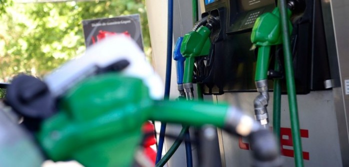 Precios de las bencinas disminuirán por quinta semana consecutiva