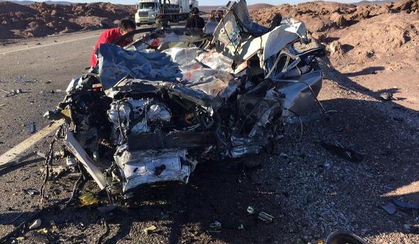 Colisión frontal entre bus y automóvil deja al menos 2 muertos en la Ruta 5 Norte