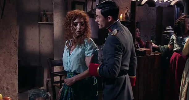 La Poseída: La acalorada escena de Olimpia y comisario Vicente que encendió Twitter