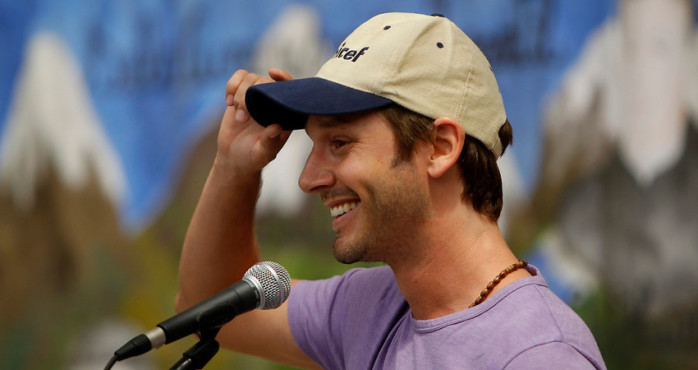 El ácido mensaje de comentarista argentino a Benja Vicuña por tuiteo post separación