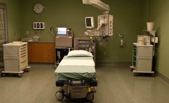 Enfermera quedó en shock al darse cuenta de la identidad de paciente muerto