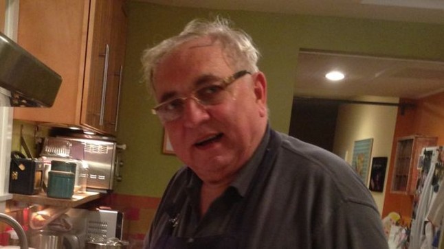 Abuelo fue condenado a 350 latigazos en Arabia Saudita por llevar vino casero