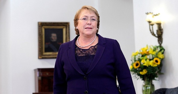 Revista reveló en qué ocupa su tiempo Michelle Bachelet cuando no ejerce el poder