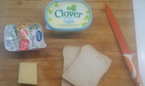 Hombre intentó molestar a su novia y terminó siendo la burla de Twitter