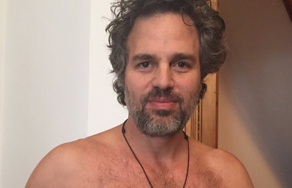 Esta es la razón por la que hombres están fotografiando sus pezones