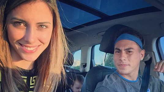 El permantente nuevo regalo que Eduardo Vargas dio a Daniela, su novia