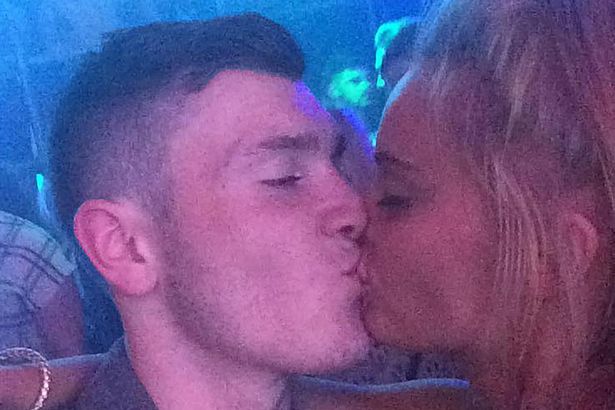 Lo pillaron siendo infiel en Facebook: Así respondió su novia