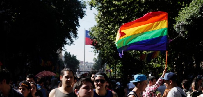 Encuesta Nacional de DDHH 2015 muestra baja tolerancia a migrantes y minorías sexuales