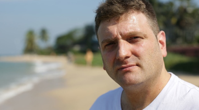 El hombre que nació sin pene reveló cómo logró acostarse con 100 mujeres