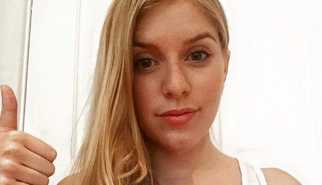 Joven atacada sexualmente en bus de Londres inicia campaña en Facebook: Busca a su héroe