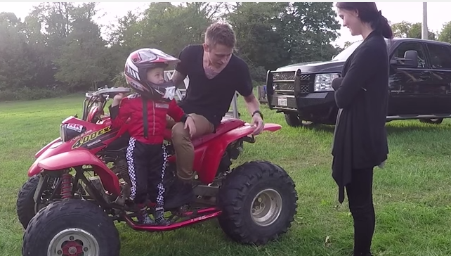 Joven padre le hizo la peor broma posible a su novia: 