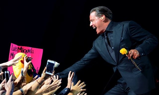 Luis Miguel suspende conciertos en Estados Unidos por problemas de salud