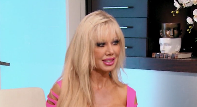 Rubia obsesionada con 