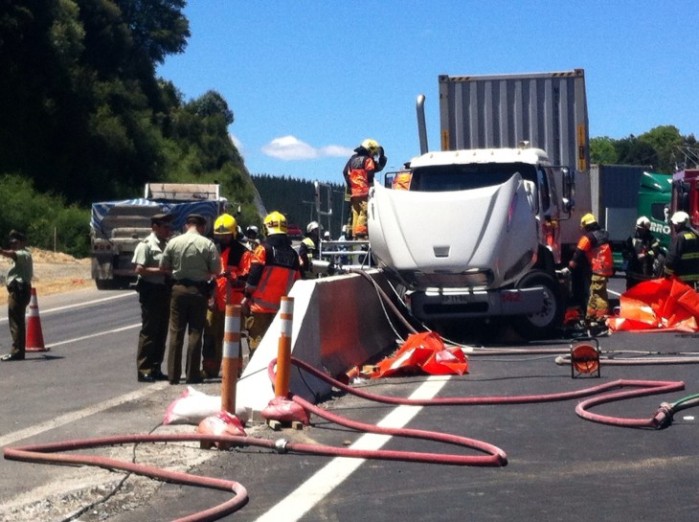 Dos muertos tras grave accidente de tránsito en ruta Concepción-Cabrero