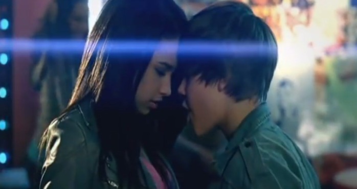 La chica que enamoró a Justin Bieber en el video 