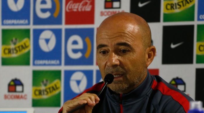 Sampaoli y su fe ciega en el lastimado Alexis: 