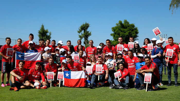 Linda mañana tuvieron los jugadores de La Roja junto a niños de la Teletón