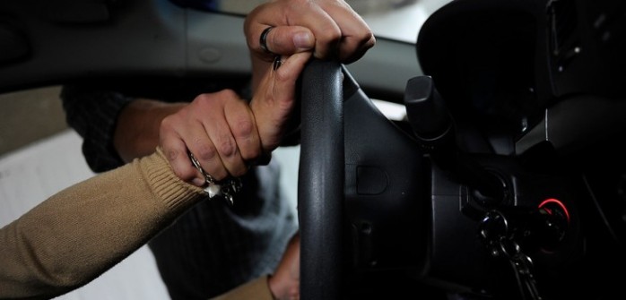 Vecinos frustran “portonazo” de menores de edad en Santiago Centro