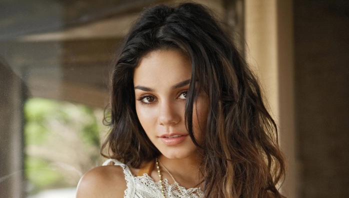 Vanessa Hudgens sorprende con radical cambio de look para su nuevo papel en 