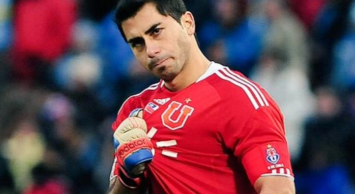 Johnny Herrera compartió foto de su tonificada figura en Twitter